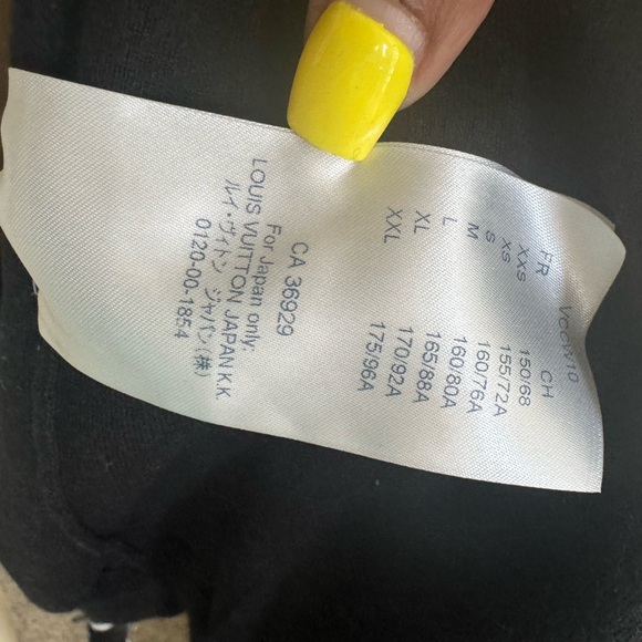 🚨Price reduced to sell🚨Cashmere blend, authentic Louis Vuitton hoodie - Picture 7 of 10